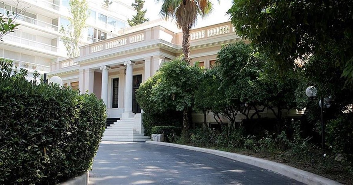 Επίσκεψη Μητσοτάκη σε Ωνάσειο Σχολείο στο Περιστέρι: Η κυβέρνησή μας επενδύει συστηματικά στη δημόσια παιδεία - εικόνα 3