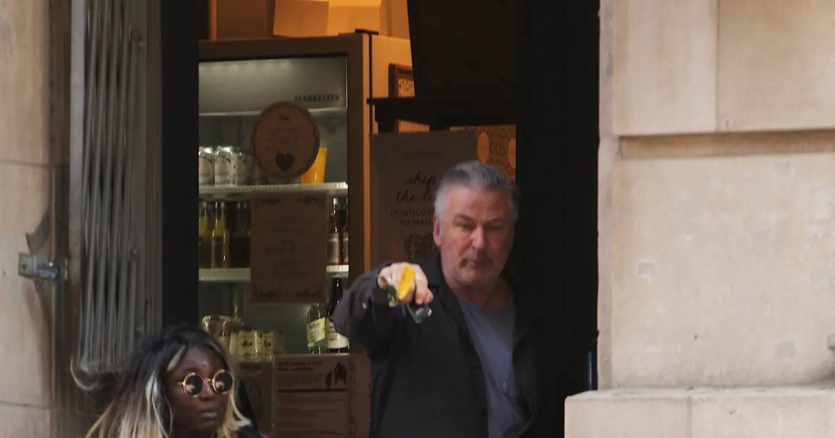 Στο δικαστήριο ο Άλεκ Μπάλντουιν για τη θανάσιμη βολή στα γυρίσματα του Rust - "Αψηφούσε τους κανόνες ασφαλείας"