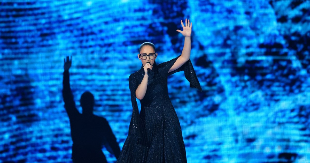 Eurovision: Εντυπωσίασε η Klavdia με την "Αστερομάτα" - Καταχειροκροτήθηκε από το κοινό [βίντεο]