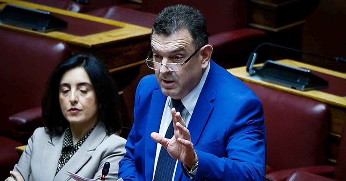 Νίκος Παπαδόπουλος: Ο βουλευτής που τα έκανε λίμπα στην Πινακοθήκη - Όταν έλεγε για καλικάντζαρους και πιστούς που μοιράζουν σφαλιάρες