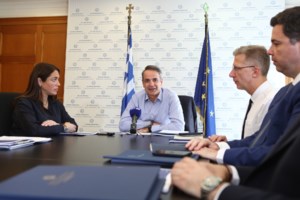 Μητσοτάκης: Είμαι αποφασισμένος να ηγηθώ της ΝΔ και να διεκδικήσω τρίτη θητεία - Έρχεται μείωση φόρων στη μεσαία τάξη