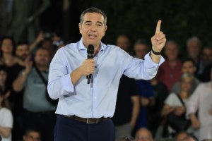 ΣΥΡΙΖΑ: Με πυρά και αιχμές η ΚΕ - Δούρου: Ιστορικό χρέος η επόμενη Βουλή - Ο όρος Πολάκη για την παραμονή του στο κόμμα - εικόνα 3
