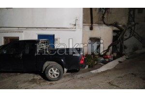 Αδελφοκτονία στην Κρήτη: Πήρε την Αστυνομία και μετά τον σκότωσε με λυσσαλέο μίσος - Πριν τη "σφαγή", τον… έσπασε στο ξύλο - εικόνα 2