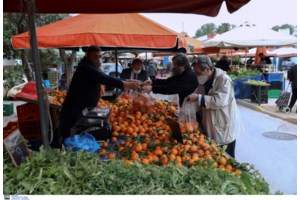 Τι αλλάζει στις λαϊκές αγορές: Συνάντηση Θεοδωρικάκου με πωλητές και παραγωγούς στο Υπουργείο Ανάπτυξης - εικόνα 2