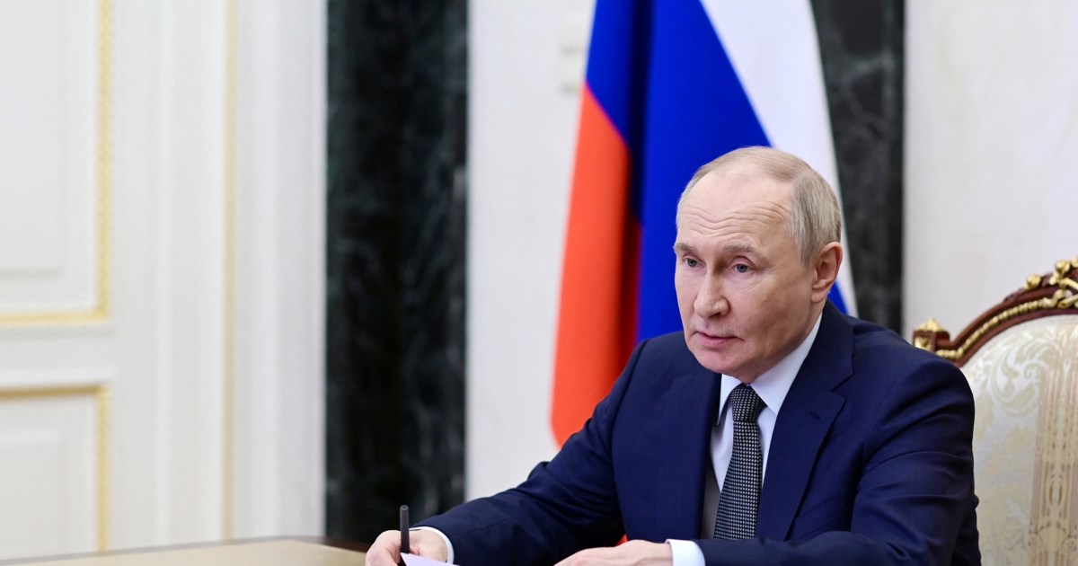 Πούτιν στο Κουρσκ μετά την ανακατάληψή του: "Οι Ουκρανοί θα έρχονταν δεύτεροι και σε διαγωνισμό ηλιθίων"