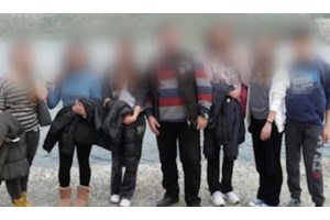 "Ανοίγουν τα στόματα" για τον καθηγητή που κατηγορείται για ασέλγεια σε 14χρονη μαθήτριά του - Σοκαριστικές μαρτυρίες - εικόνα 4