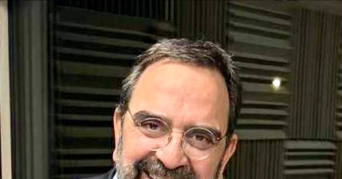 Ο Ευτύχης Βαρδουλάκης γράφει για το ΠΑΣΟΚ: Ανοίγει βηματισμό έναντι του Τσίπρα, αλλά έχει ακόμα δρόμο πολύ…