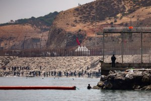Θέουτα: Βίντεο στα social media φέρεται να λειτούργησε ως "παράδειγμα επιτυχίας" για την εισβολή μεταναστών - εικόνα 3