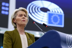 Φον ντερ Λάιεν πριν την διπλή πρόταση μομφής: "Είναι παγίδα, δεν πρέπει να πέσουμε μέσα"