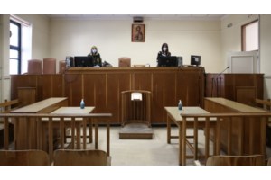 Υπόθεση βιασμού 12χρονης στον Κολωνό: Ένοχοι κρίθηκαν 11 κατηγορουμένοι - Αθωώθηκαν έξι - εικόνα 2