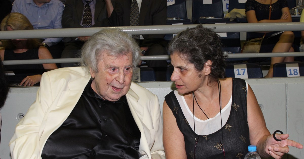 Η εξομολόγηση της Μαργαρίτας Θεοδωράκη: Πικράθηκα με τον πατέρα μου από τη διαθήκη - Είχα μεγάλη κόντρα μαζί του [βίντεο]