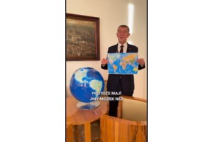 Αντιπρόεδρος Γροιλανδίας: "Απαράδεκτο να προσπαθούν να παραχωρήσουν τη χώρα μας"