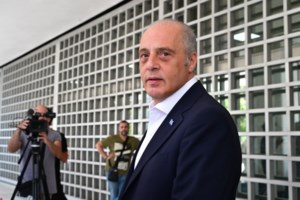 Στην Εισαγγελία Αθηνών η μηνυτήρια αναφορά Βελόπουλου για όσα είπε ο Γεωργιάδης περί χρηματισμού του Τσίπρα