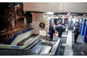 Έρχονται ισχυρές βροχές και καταιγίδες - Σε "Red code" 6 περιοχές - Πότε θα χτυπήσει η κακοκαιρία την Αττική