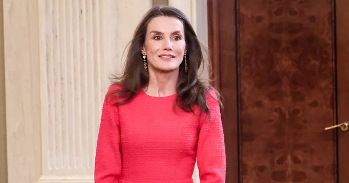 Η βασίλισσα Letizia με τα μοκασίνια από τη Massimo Dutti που έχει φορέσει ξανά