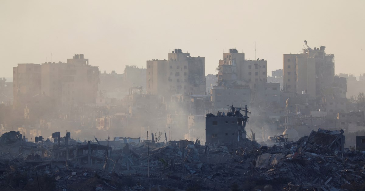 Ζελένσκι στο Φόρουμ των Δελφών: Δώστε μας όπλα για να σπάσουμε τη ραχοκοκαλιά του Πούτιν