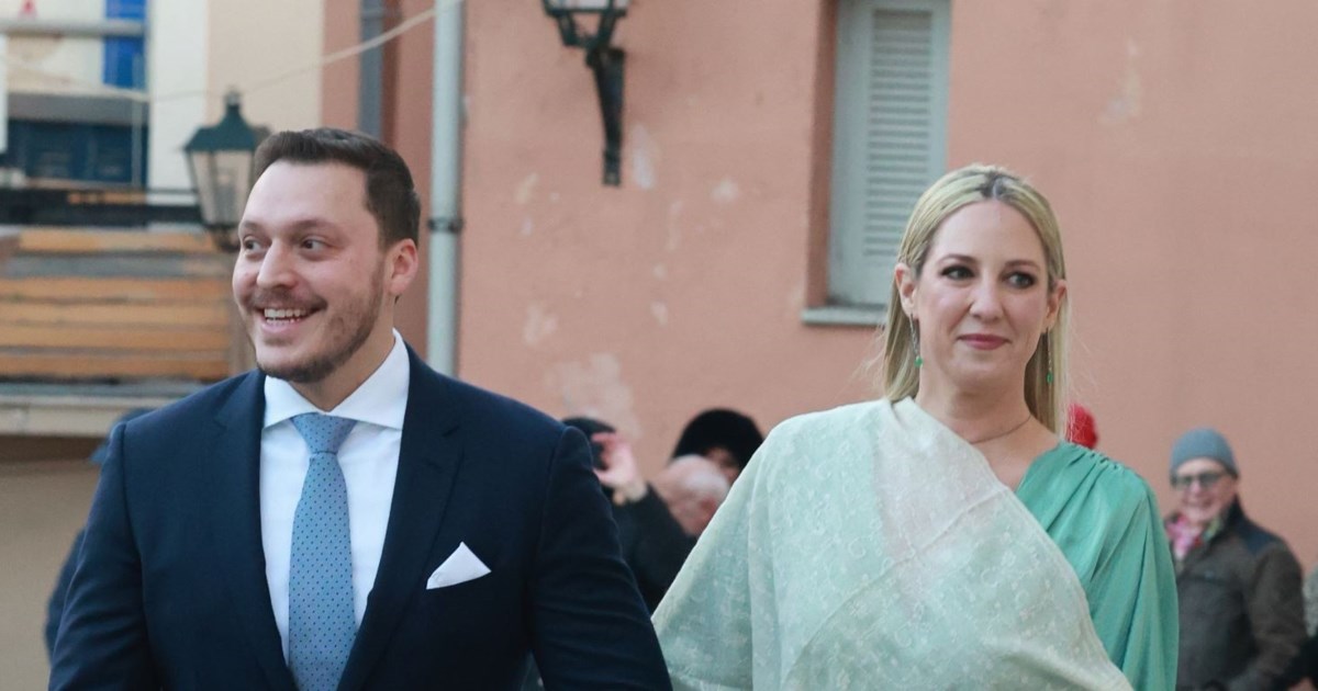 Θεοδώρα Ντε Γκρες: Με πουά δημιουργία και Zara γόβες σε λαμπερό gala