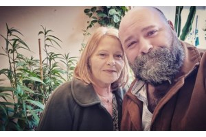 Κρήτη: Βαρύ το κλίμα στην κηδεία της 59χρονης που σκοτώθηκε σε τροχαίο - Σε κρίσιμη κατάσταση το δύο ετών εγγονάκι της - εικόνα 4