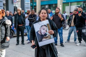 Ξυλοδαρμός μέχρι θανάτου 30χρονου στην Πάτρα: Παραδόθηκε αυτός που έριχνε τις "καρεκλιές" στο θύμα - εικόνα 5