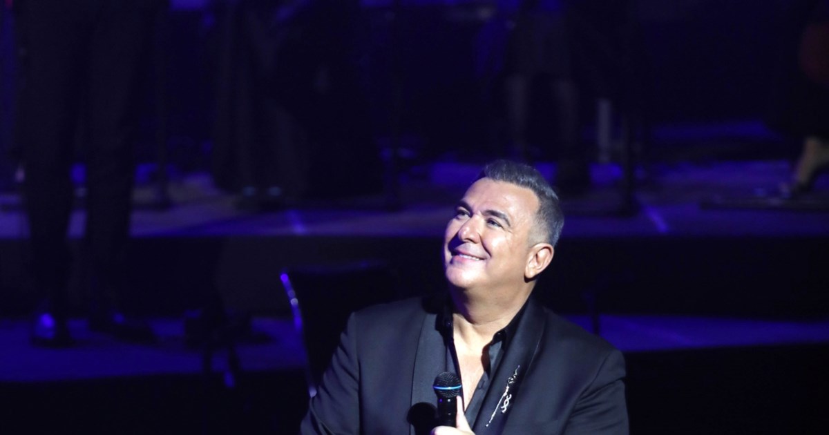 Χαμός στο δημοτικό συμβούλιο Θεσσαλονίκης για τη συναυλία Ρέμου στο άναμμα του χριστουγεννιάτικου δέντρου