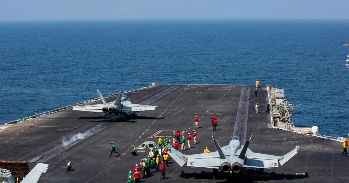 ΗΠΑ: Μόλις ένας στους τέσσερις Αμερικανούς τάσσεται υπέρ των επιθέσεων στο Ιράν