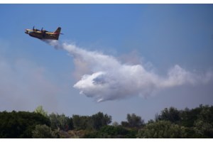 Βασίλης Κικίλιας: Μία στις τέσσερις πυρκαγιές την Κυριακή προκλήθηκαν από κεραυνούς - Συναγερμός για τις επόμενες ημέρες