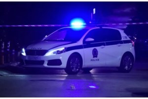 Άγιοι Ανάργυροι: Η τηλεφωνήτρια της Άμεσης Δράσης άκουγε ζωντανά τη σφαγή της 28χρονης - Βίντεο σοκ λίγα λεπτά μετά το έγκλημα - εικόνα 5