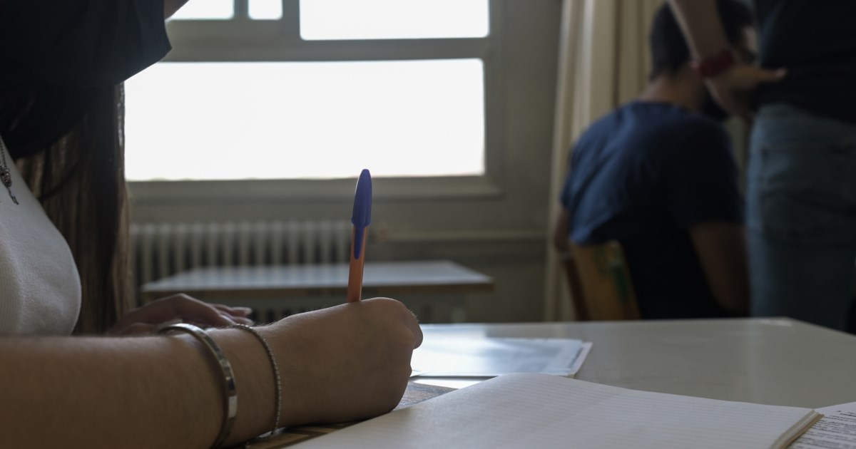 Εξετάσεις ελληνικής PISA: ΔΟΕ και ΟΛΜΕ (ξαν)κάνουν απεργία- Προσφυγή (ξανά) της Κεραμέως στη Δικαιοσύνη