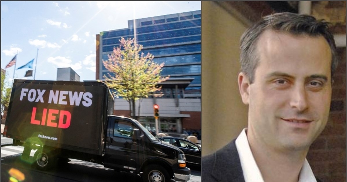 ΗΠΑ: Ο τραμπικός παρουσιαστής Τάκερ Κάρλσον μετακομίζει στο Twitter, μετά το διαζύγιο με το Fox News