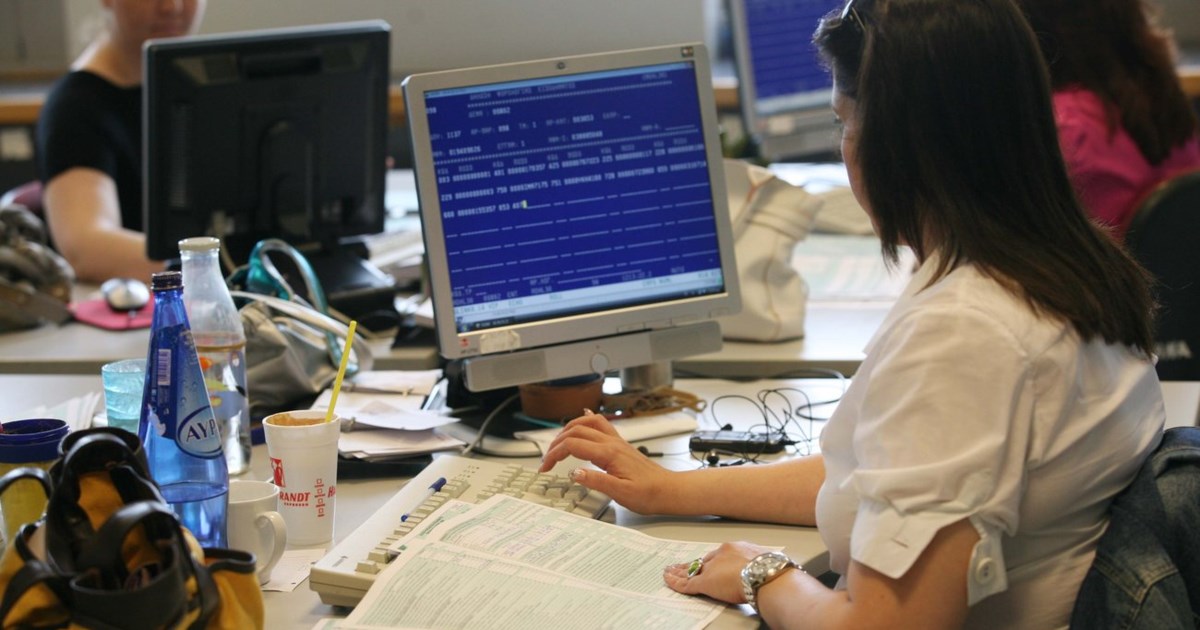 ΑΑΔΕ: Οι πληρωμές με POS ενίσχυσαν τα έσοδα από ΦΠΑ και τη διαφάνεια στις συναλλαγές