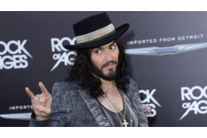 Νέες διώξεις για βιασμό και σεξουαλική κακοποίηση στον Ράσελ Μπραντ - "Ήμουν εθισμένος στο σεξ, ένας ηλίθιος"