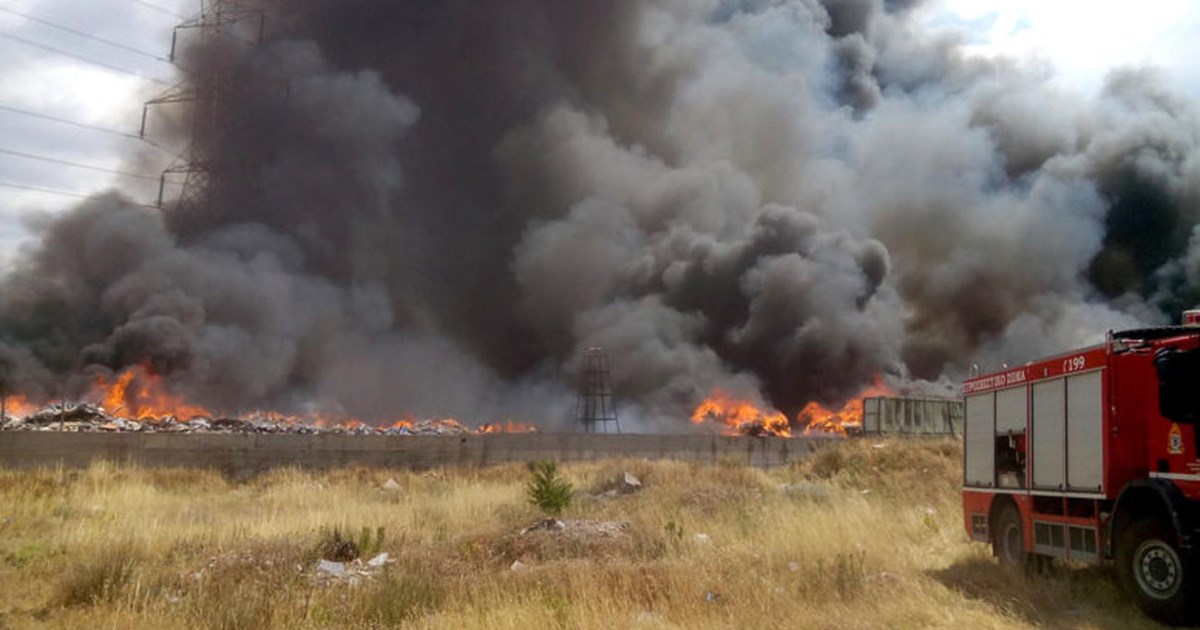 Γιατί ο αέρας των ελληνικών πόλεων γίνεται όλο και πιο επικίνδυνος: Από την πυκνή σκόνη μέχρι το τοξικό νέφος