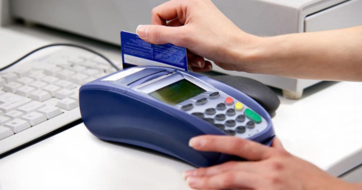 Αντίστροφη μέτρηση για τη διασύνδεση ταμειακών μηχανών με POS - Πρόστιμα "φωτιά" σε όσους δεν συμμορφωθούν
