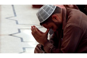 Κόντρα Πλεύρη - Δούκα για τον Τζαβεντ Ασλάμ: "Παράρτημα του ΑΝΤΑΡΣΥΑ ο δήμος" - "Ακροδεξιός κατήφορος"