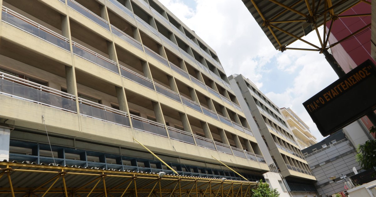 Δολιοφθορά στο νοσοκομείο Ευαγγελισμός: "Πραγματικά ντροπή" - Δείτε φωτογραφίες με τα κομμένα καλώδια των κλιματιστικών - εικόνα 3