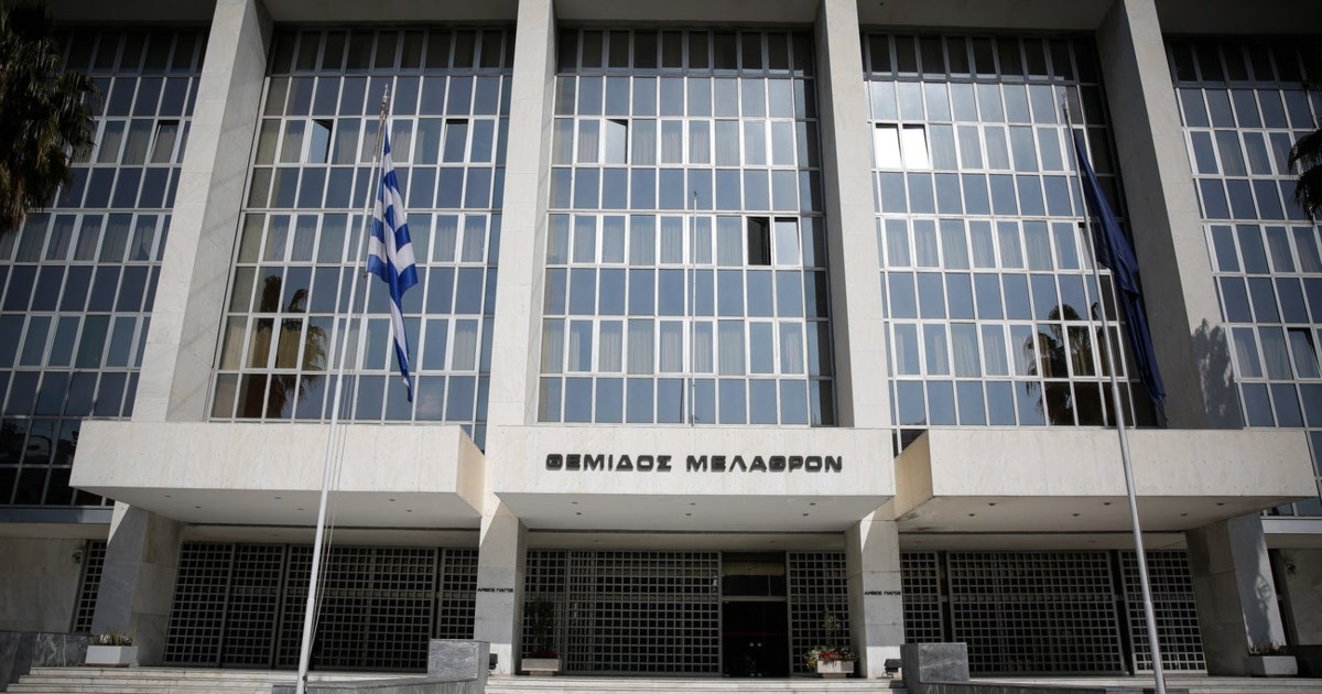 Νέο Ψυχικό: Εκρηκτικός μηχανισμός στο σπίτι του Γιάννη Πρετεντέρη - Αστυνομικός της ασφάλειάς του εντόπισε σακούλα με δυναμίτη [εικόνες - βίντεο] - εικόνα 5