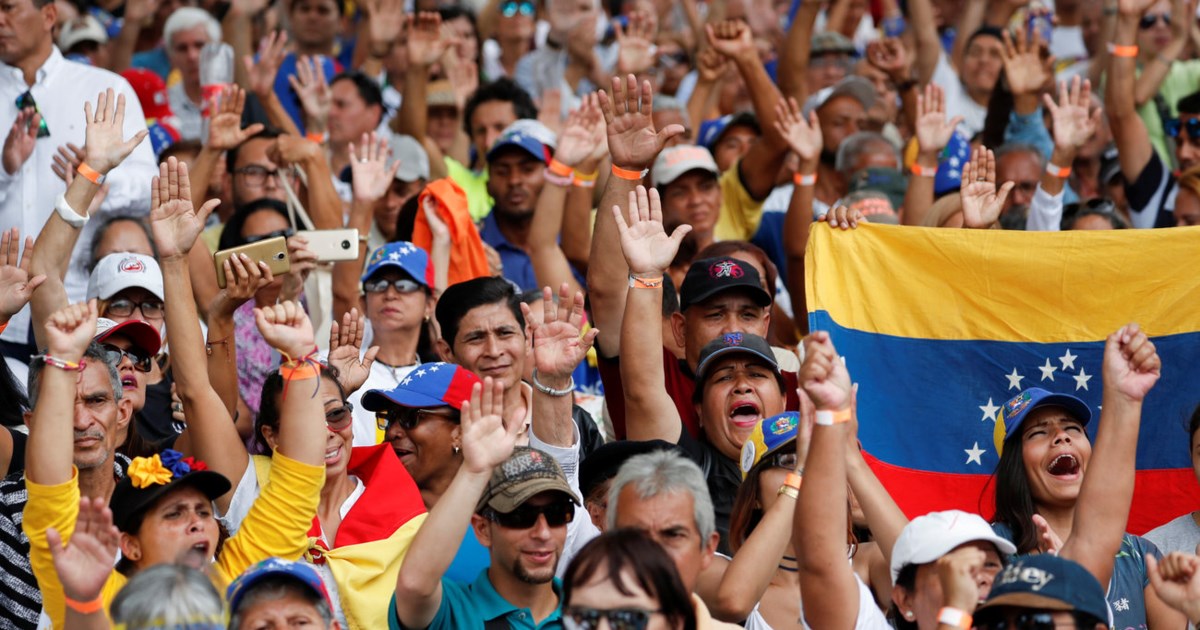 Συγκέντρωση διαμαρτυρίας για τη Βενεζουέλα στην πρεσβεία των ΗΠΑ - Έκλεισε η Βασ. Σοφίας [εικόνες] - εικόνα 5