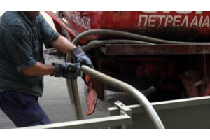 Αιφνιδιαστικό "λουκέτο" στα βενζινάδικα της Cetracore - Jetoil λόγω των κυρώσεων στη Ρωσία - Η ανακοίνωση - εικόνα 2