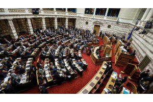 Π. Μαρινάκης για συνταγματική αναθεώρηση: Τα κόμματα του Κέντρου να δείξουν ότι απέβαλαν το κακό τους παρελθόν