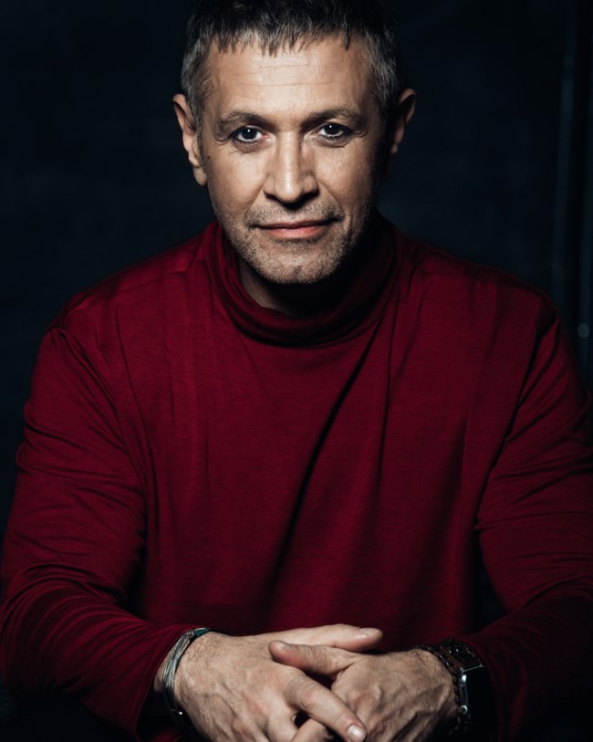 ΑΙΜΙΛΙΟΣ ΧΕΙΛΑΚΗΣ