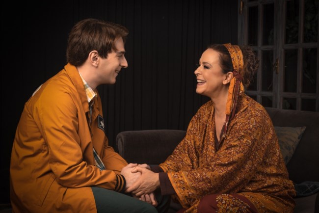 "Τρομεροί Γονείς" στο Θέατρο Radar - Ενα έργο για τις οικογενειακές σχέσεις, τον έρωτα, την ατομική ελευθερία