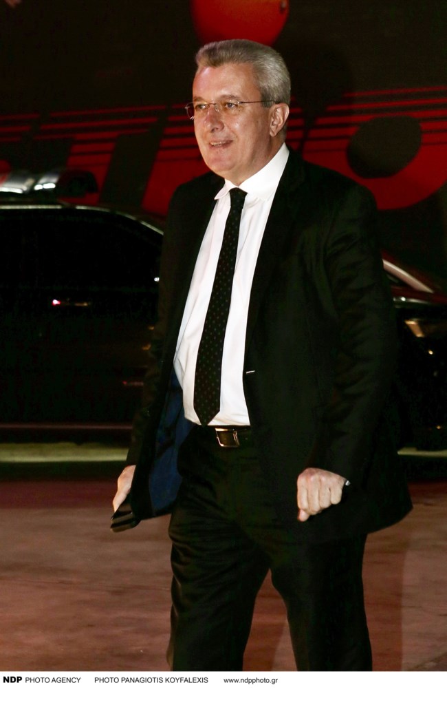 ΚΟΠΗ ΠΙΤΑΣ ΑΝΤΕΝΝΑ