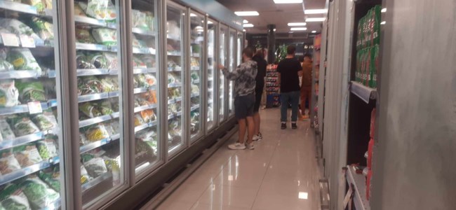Γιατί ο πληθωρισμός επιμένει στην Ελλάδα