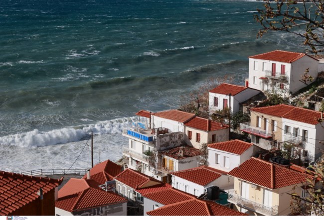 πλωμαρι