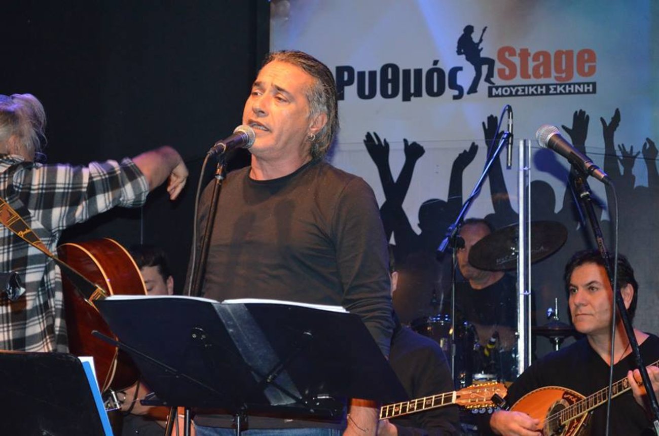 "Συνωμοσιολόγος" και ο Κώστας Κοκκινάκης: "Να δείξουν το μπουκαλάκι του εμβολίου που έκανε ο πρωθυπουργός" [Βίντεο] - εικόνα 2