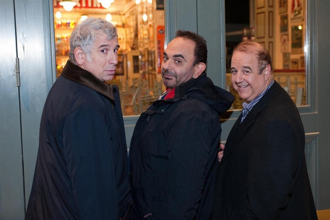 Η Άντα Λιβιτσάνου έκανε... τούρτα τον "ασκητή" Θανάση Ευθυμιάδη