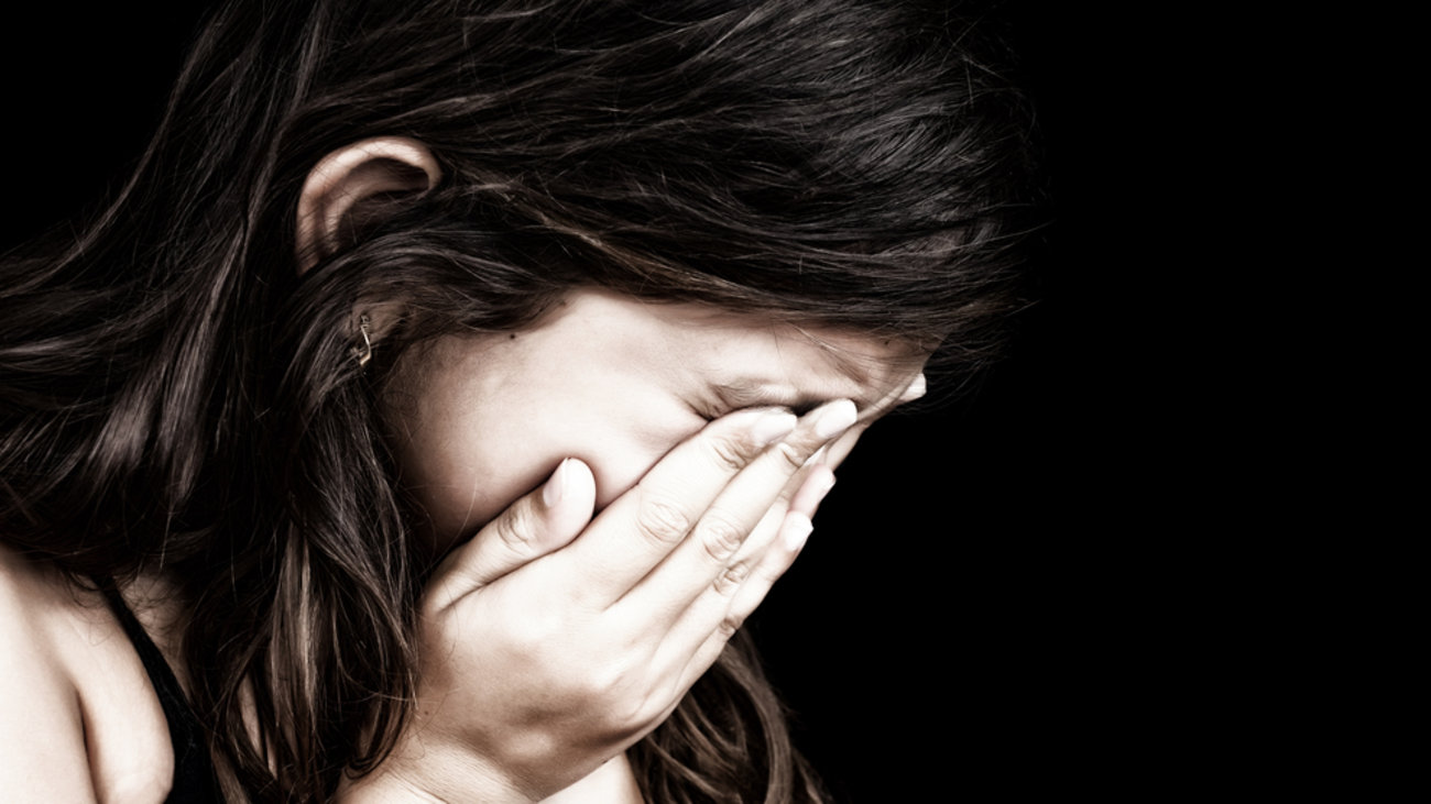 Φίλος της οικογένειας θώπευε ανήλικη μπροστά  στα μάτια της γιαγιάς της στον Πύργο - εικόνα 2