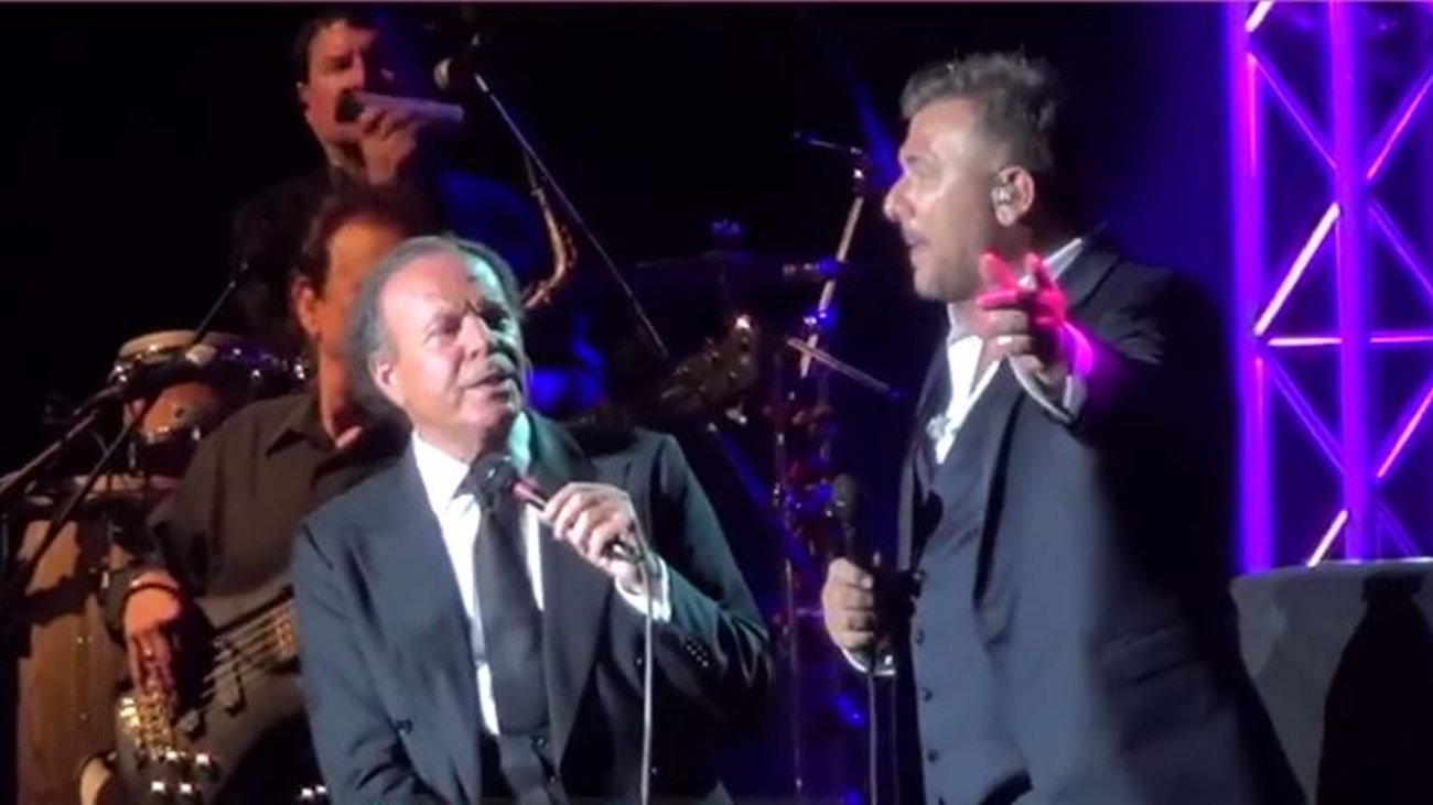 Ο Χούλιο Ιγκλέσιας κατηγορείται για βιασμό και σεξουαλική παρενόχληση: "Αισθανόμουν σαν σκλάβα τον 21ο αιώνα"