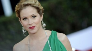 Η Κριστίνα Άπλγκέιτ για τη μάχη με τη σκλήρυνση κατά πλάκας: Υποφέρω αλλά συνεχίζω να ζω - εικόνα 4