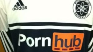 Σκάνδαλο με το Pornhub: 40 μοντέλα διεκδικούν 80 εκατ. από την πλατφόρμα για βιντεοσκόπηση πορνό - εικόνα 3